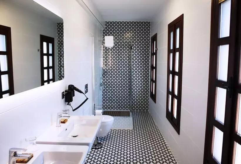 Pintura Urla Butik Otel & Sanat Galerisi