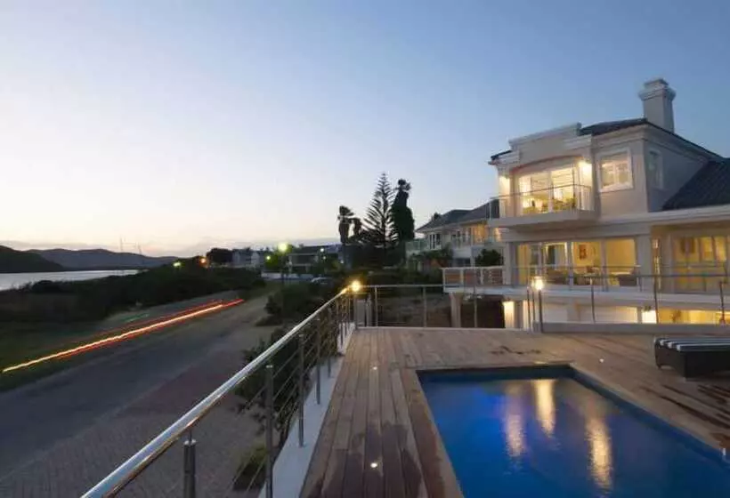 Aamiaismajoitus (B&B) Bollard Bay House