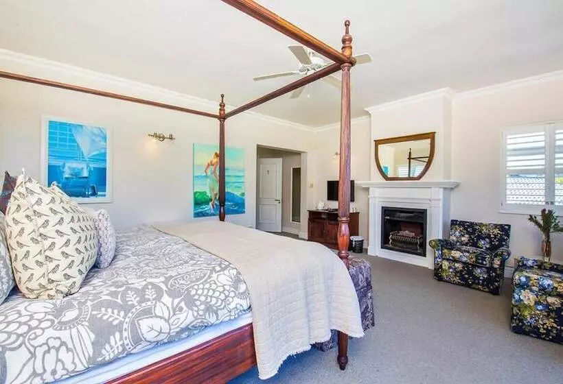 Aamiaismajoitus (B&B) Bollard Bay House