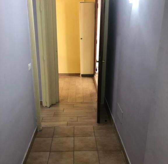 تختخواب و صبحانه La Casa Di Fafa