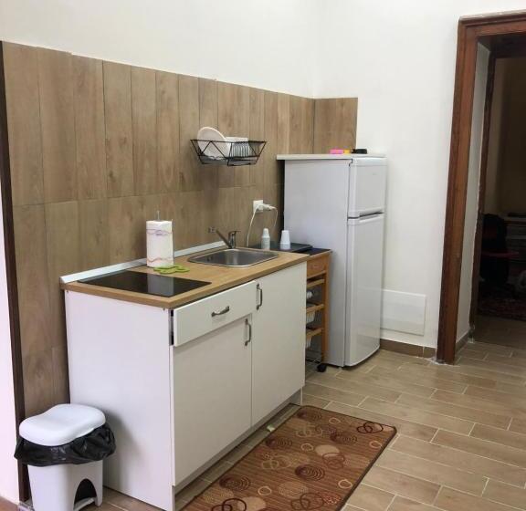 تختخواب و صبحانه La Casa Di Fafa