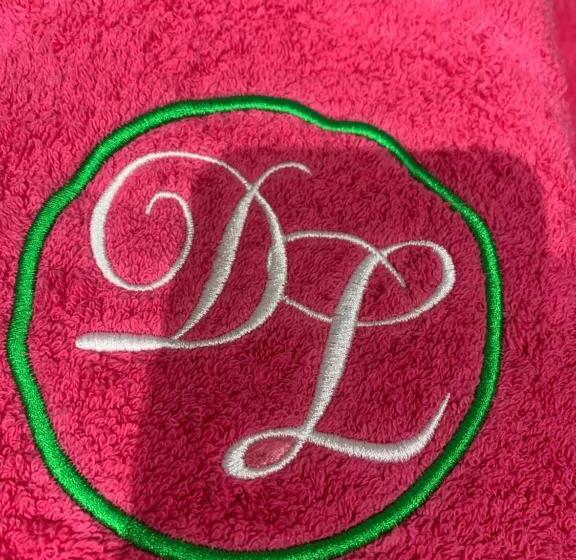 مبيت وإفطار Le Jardin De Lacoste