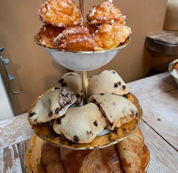 مبيت وإفطار Le Jardin De Lacoste