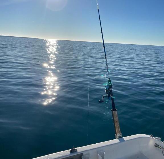 مبيت وإفطار Le Jardin De Lacoste