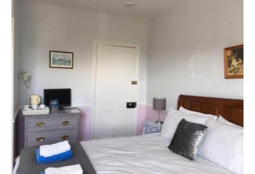 住宿加早餐  The Old Alma