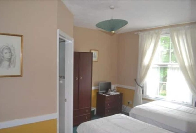 住宿加早餐  The Old Alma