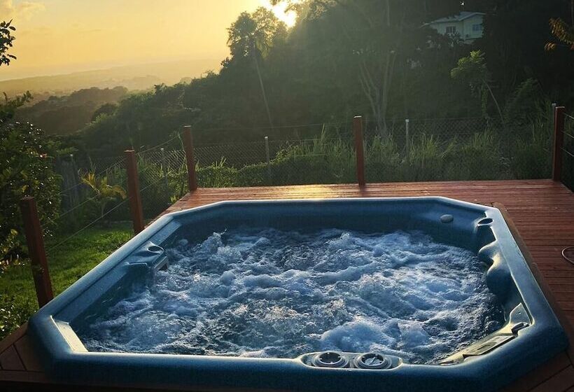 Eagle's Base Villa & Cottage