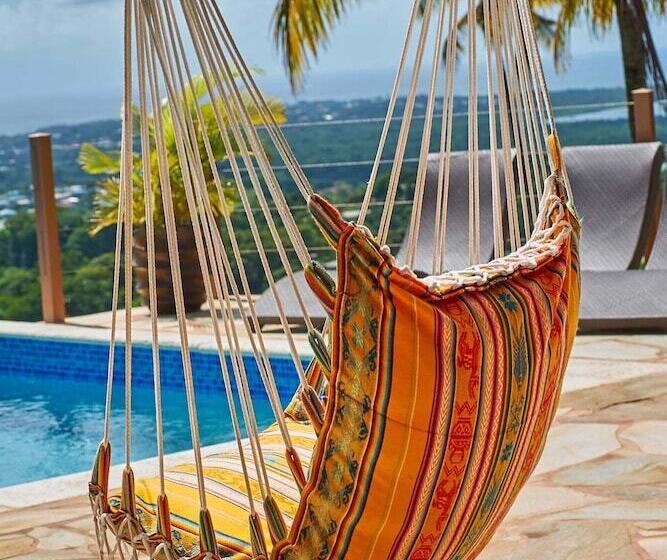 Eagle's Base Villa & Cottage