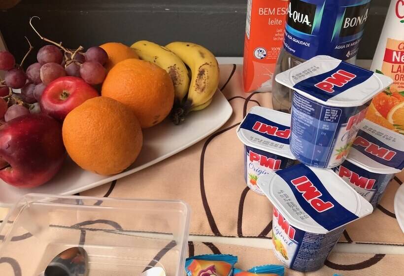 هتل Blue Eagle Guesthouse