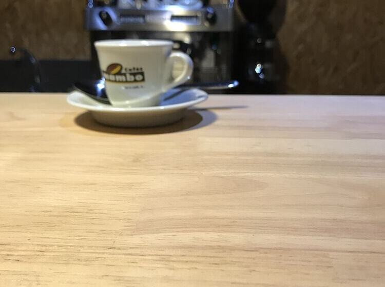 هتل Blue Eagle Guesthouse