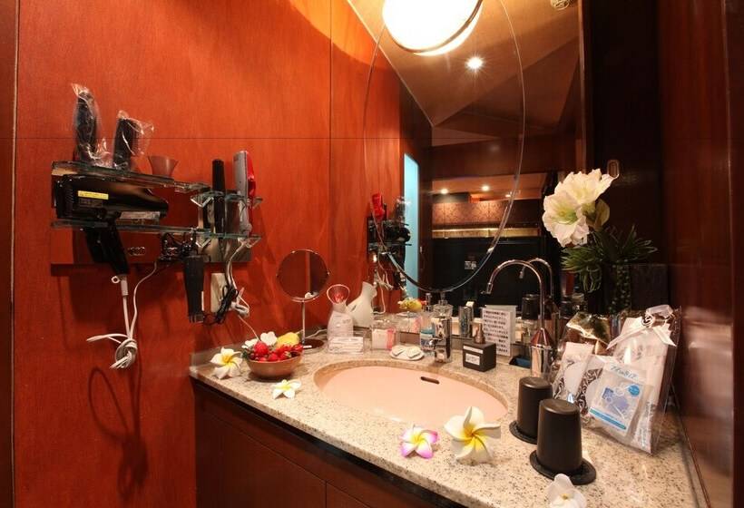 בית מלון כפרי Grassino Urban Resort Utsunomiya Adult Only