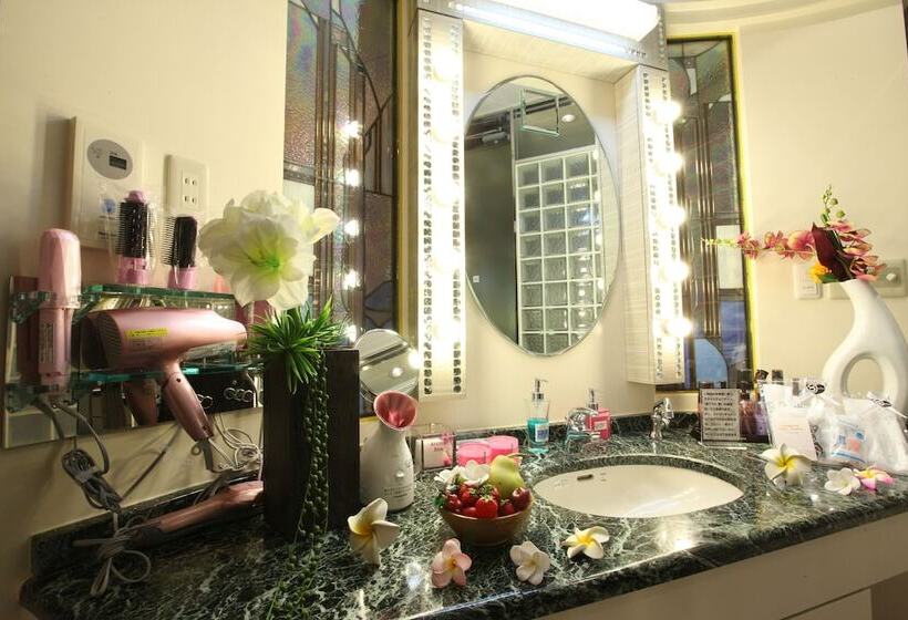 בית מלון כפרי Grassino Urban Resort Utsunomiya Adult Only