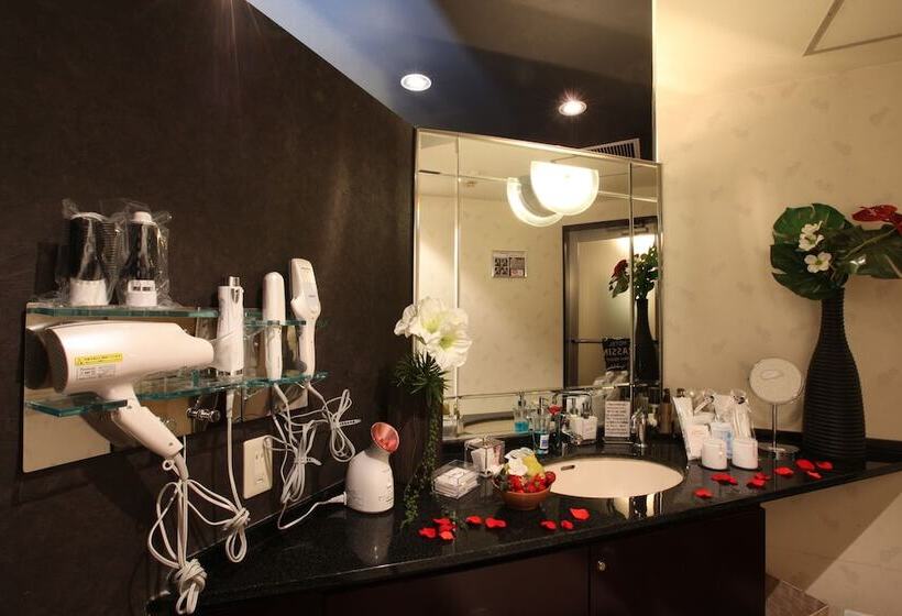 בית מלון כפרי Grassino Urban Resort Utsunomiya Adult Only