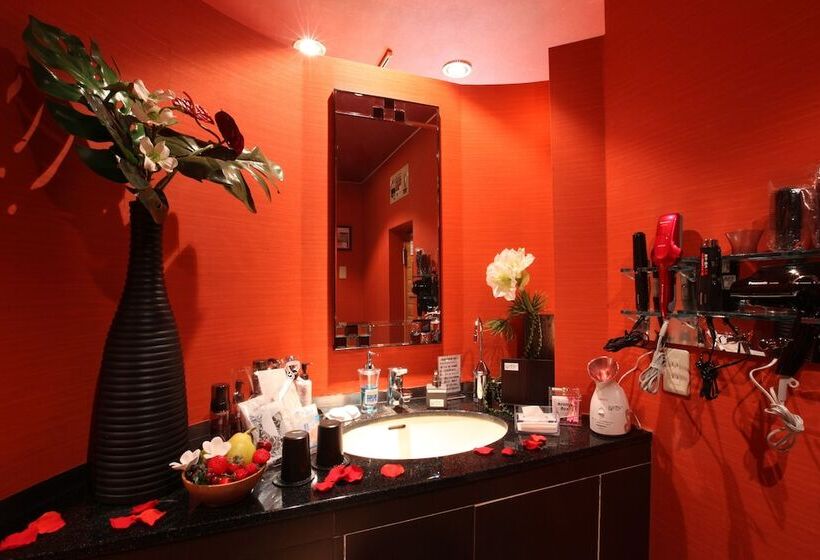 בית מלון כפרי Grassino Urban Resort Utsunomiya Adult Only