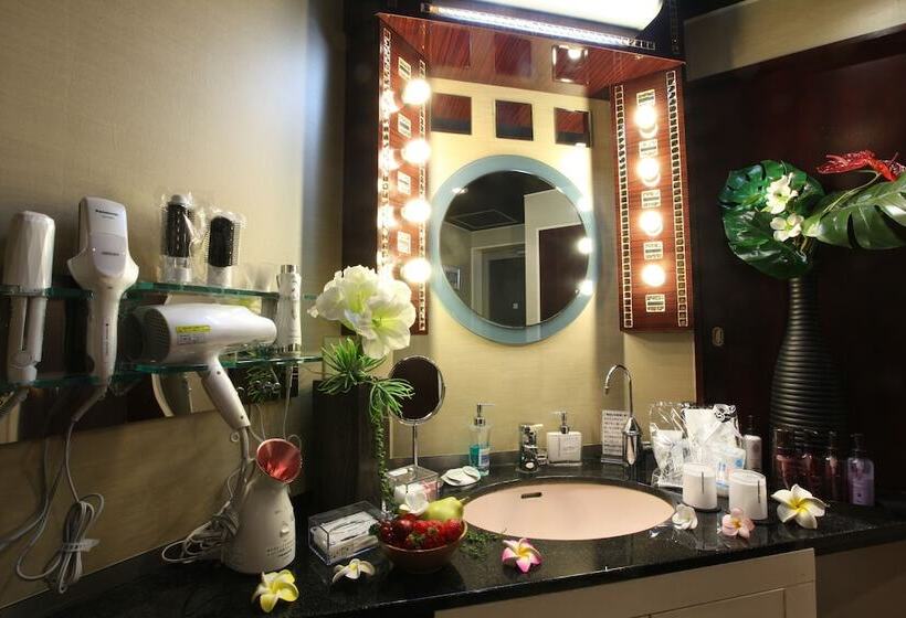 בית מלון כפרי Grassino Urban Resort Utsunomiya Adult Only