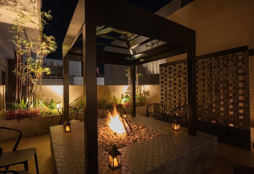 בית מלון כפרי H2 Nagasaki