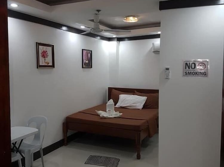 Hotel Jace'stravellers Inn