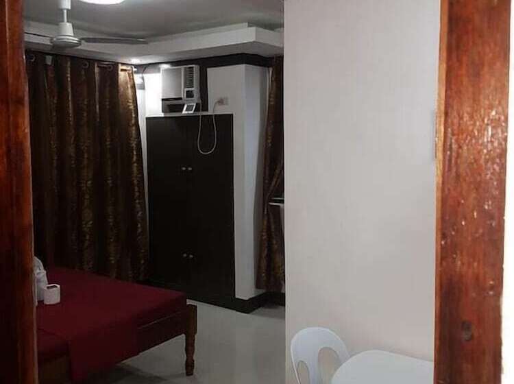 Hotel Jace'stravellers Inn