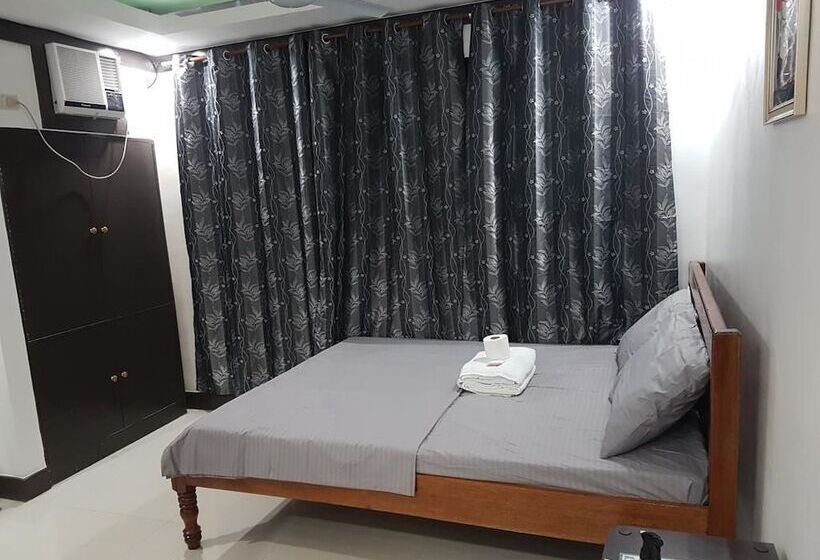 Hotel Jace'stravellers Inn