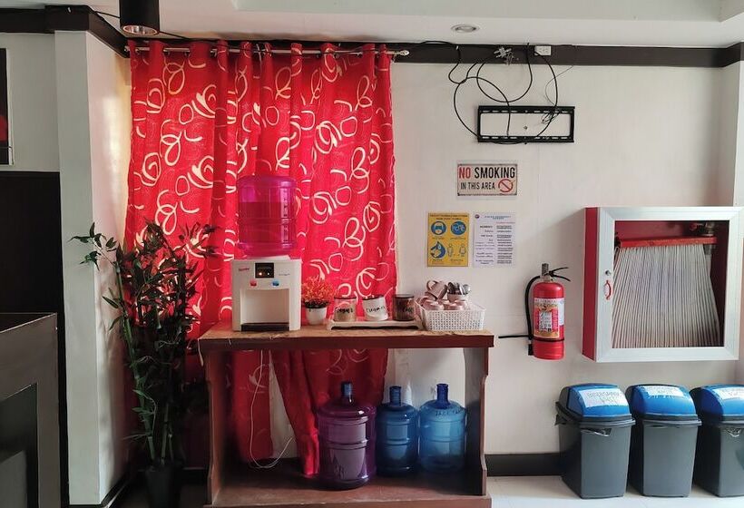 Hotel Jace'stravellers Inn