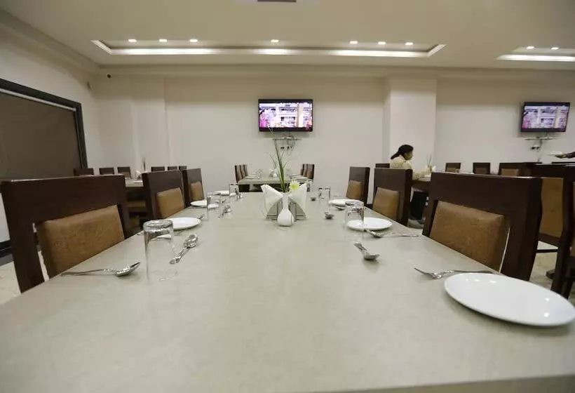 Hotelli Kukda Resort Chittorgarh