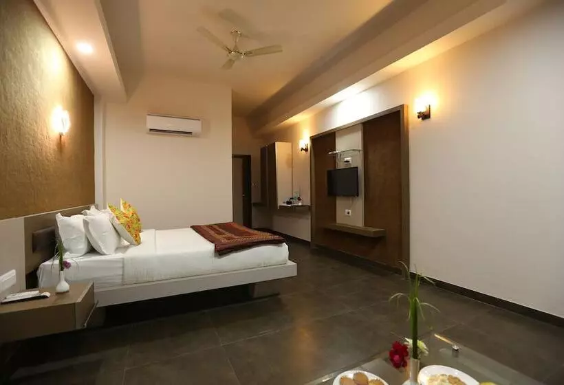 Hotelli Kukda Resort Chittorgarh