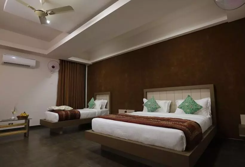 Hotelli Kukda Resort Chittorgarh