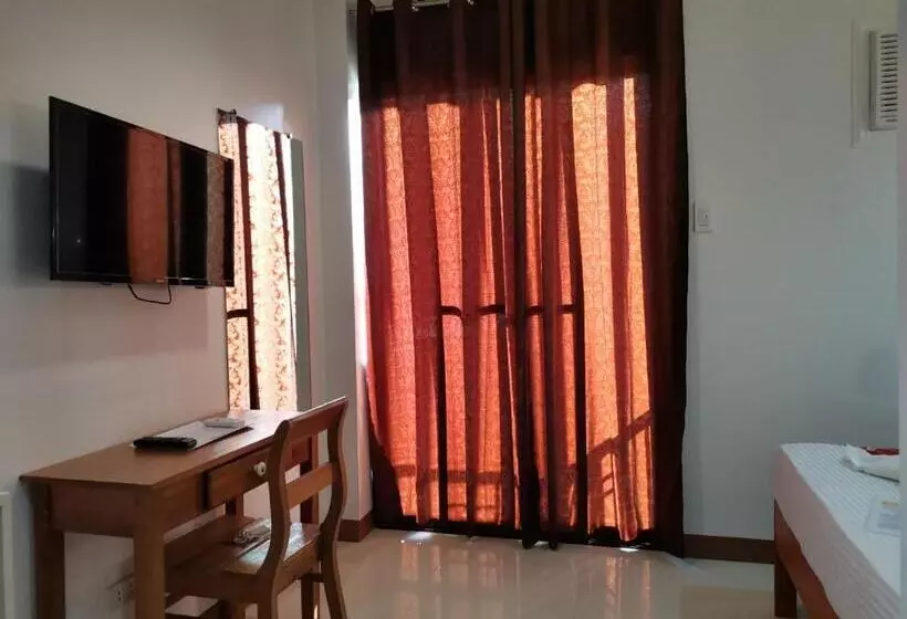 Hotelli Layang Layang Home