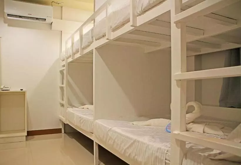 Hotelli Layang Layang Home