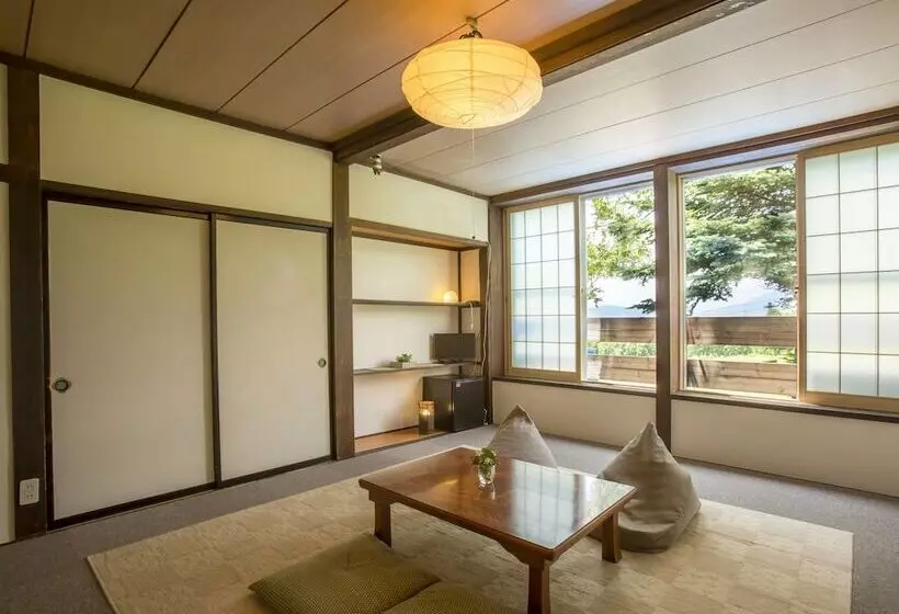 ホテル Lodge Schiheil