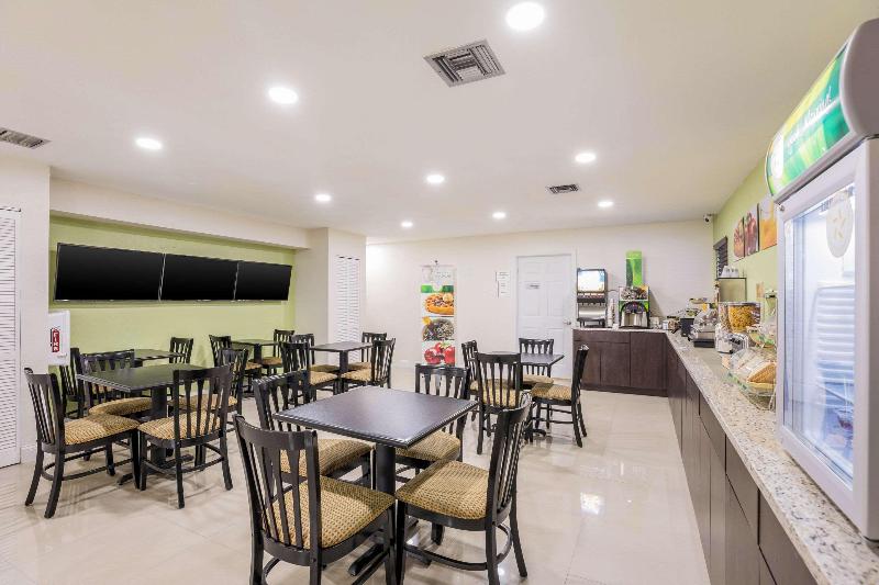 هتل Baymont By Wyndham Orlando Downtown