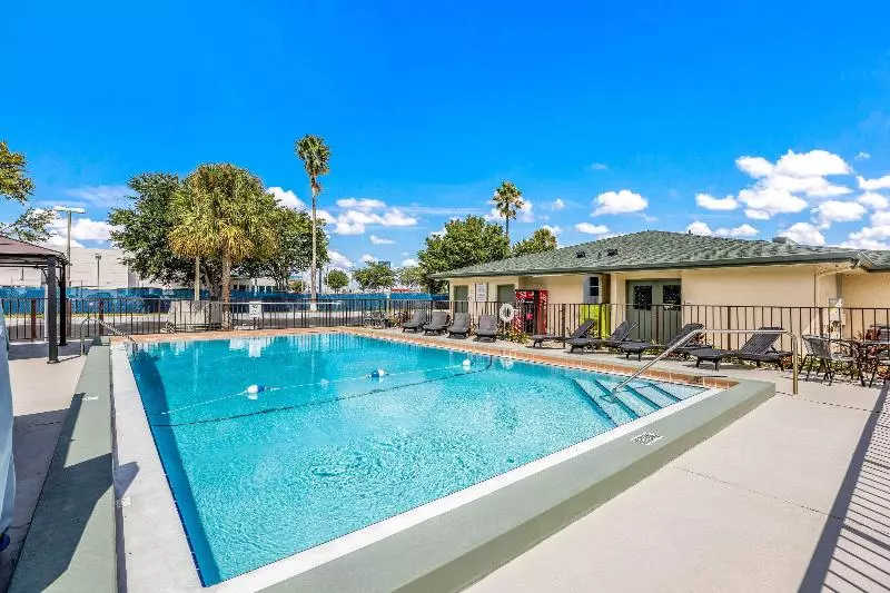هتل Baymont By Wyndham Orlando Downtown