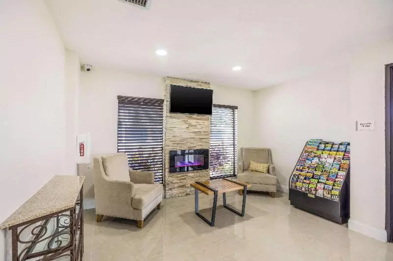 هتل Baymont By Wyndham Orlando Downtown