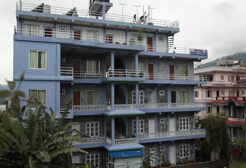 هتل Snow Leopard