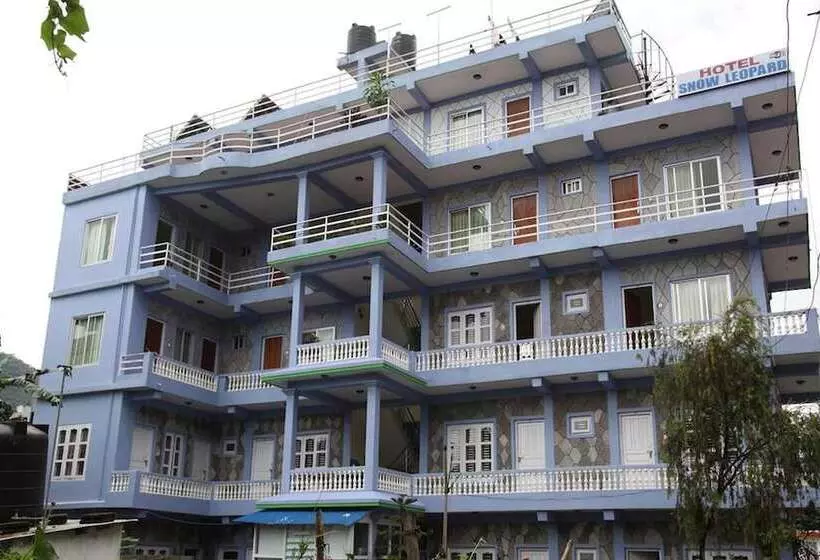 هتل Snow Leopard
