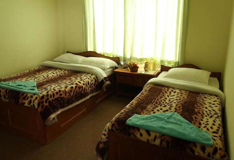 هتل Snow Leopard