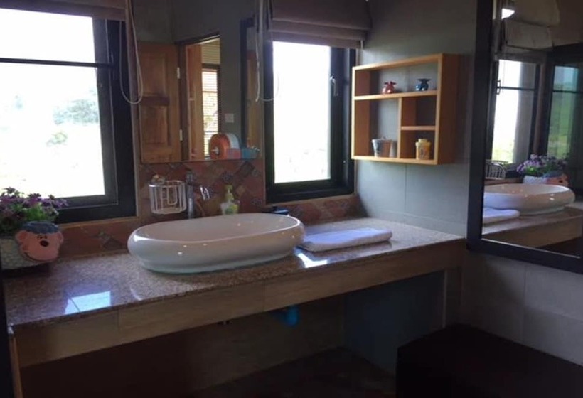 בית מלון כפרי The Organery Retreat