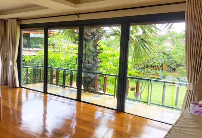 בית מלון כפרי The Organery Retreat