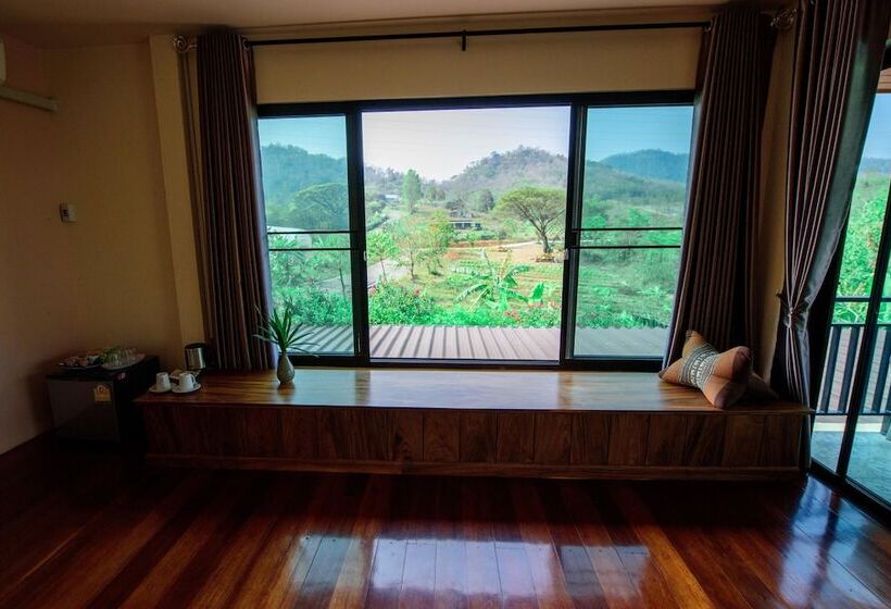 בית מלון כפרי The Organery Retreat