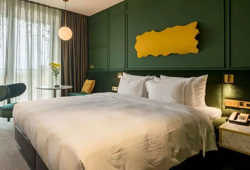 Hotelli Tsinandali Estate, A Radisson Collection