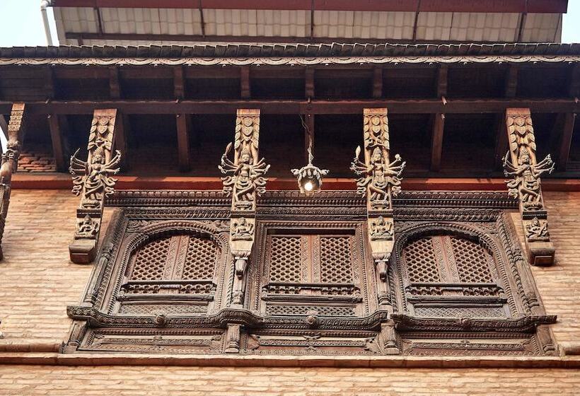 هتل Zyu By Casa Deyra