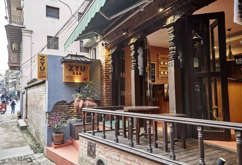 هتل Zyu By Casa Deyra