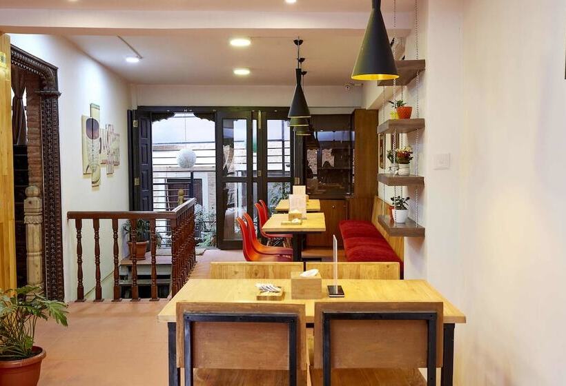 هتل Zyu By Casa Deyra