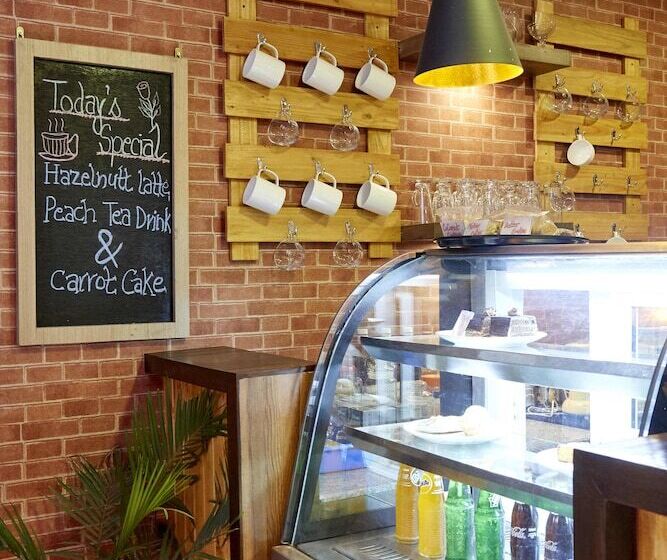 هتل Zyu By Casa Deyra