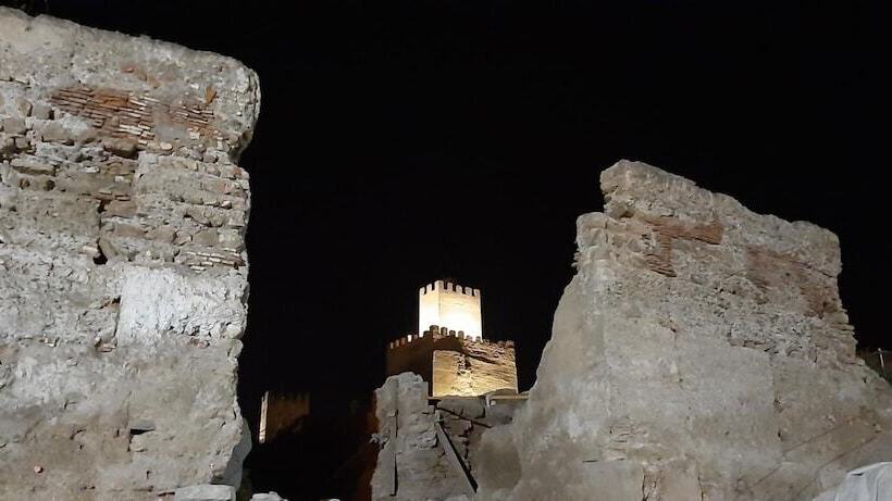 بنسيون Casa De La Escultora