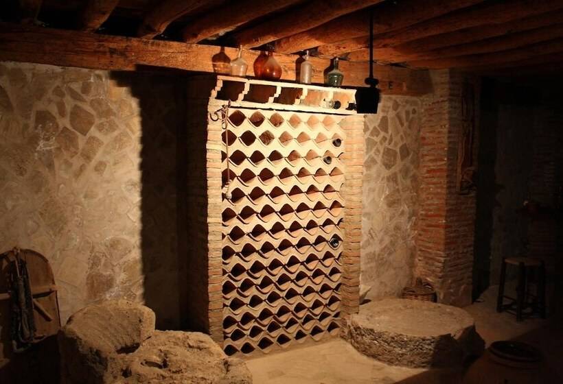 بنسيون Casa De La Escultora