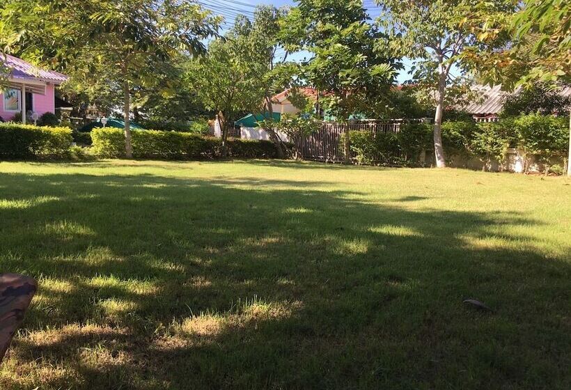 Pensão Chomtawan Home