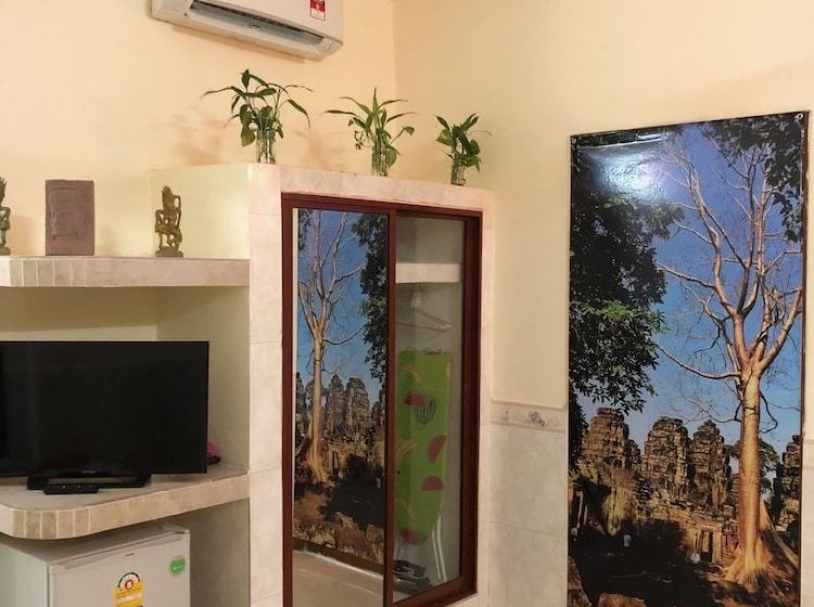 פנסיון Panhanita Apartment And Villa