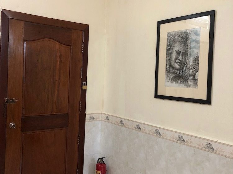 פנסיון Panhanita Apartment And Villa