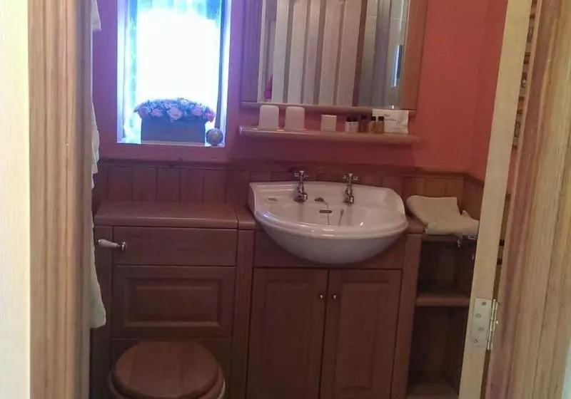 Rivendell Bed And Breakfast